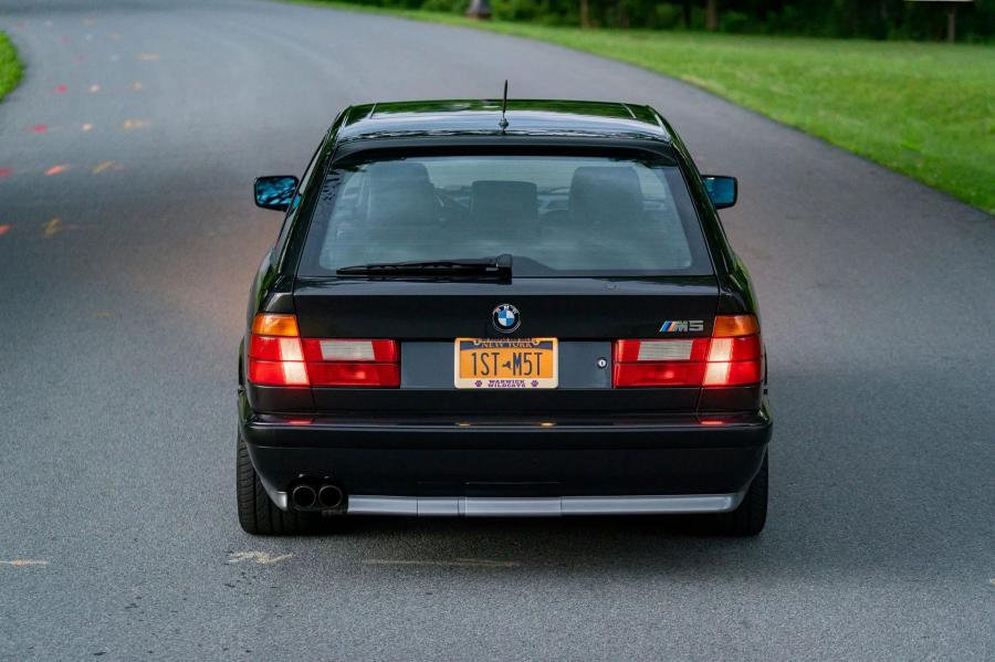  BMW M5 Touring (E34) 1992 года  (EU) (фото 22 из 94)
